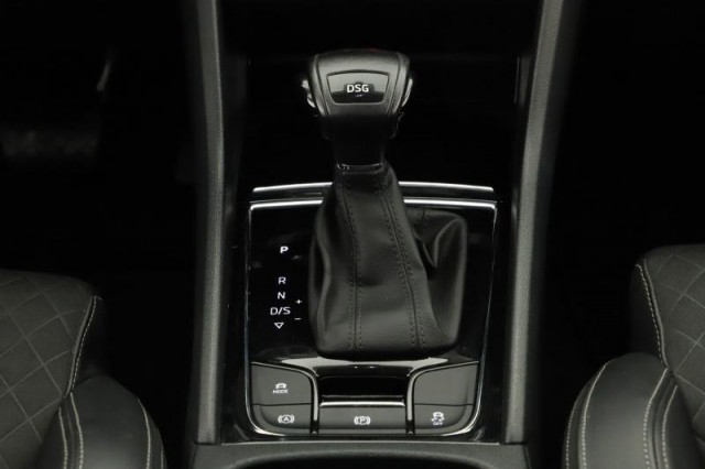 Škoda Karoq  1.5 TSI 