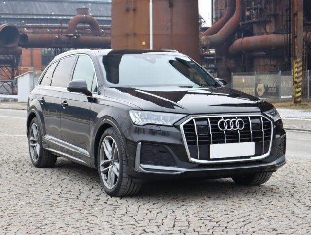 Audi Q7  50 TDI S-Line