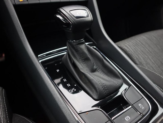 Škoda Karoq  1.5 TSI Style