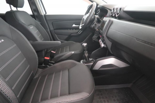 Dacia Duster  1.6 SCe Essential