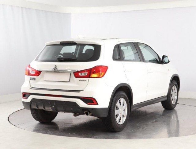 Mitsubishi ASX  1.6 MIVEC 