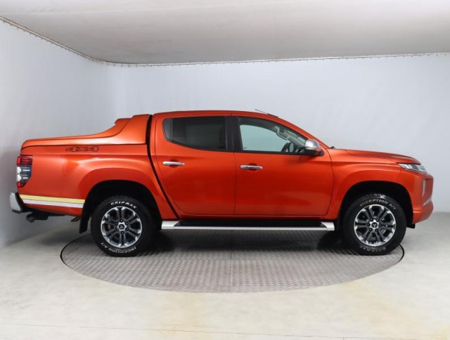 Mitsubishi L200  2.2 DI-D 