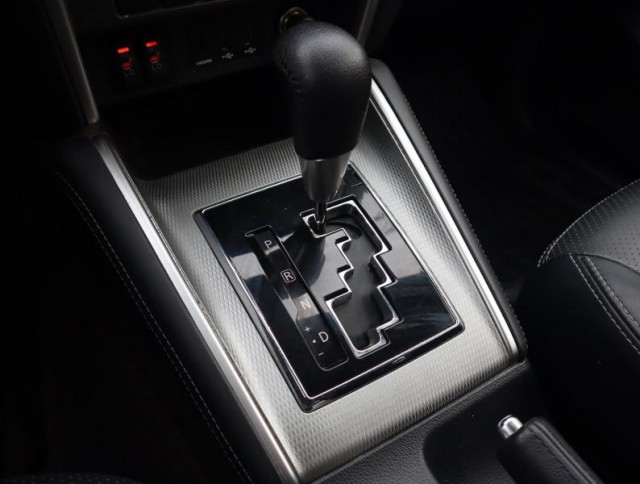 Mitsubishi L200  2.2 DI-D 