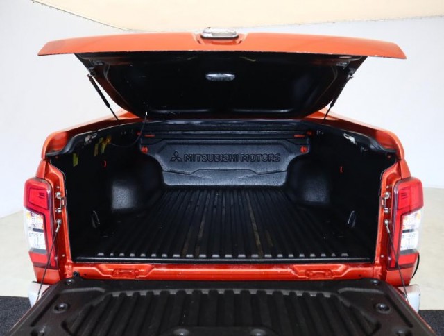 Mitsubishi L200  2.2 DI-D 