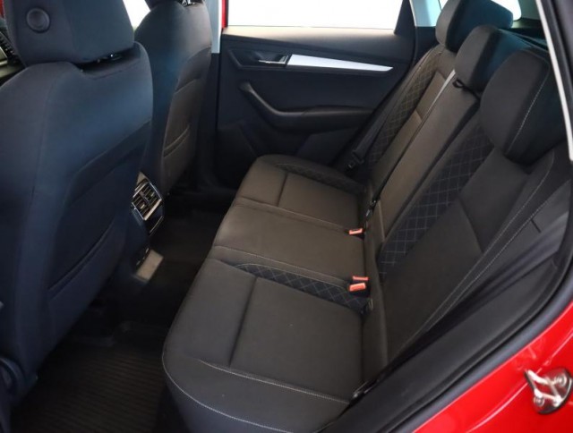 Škoda Karoq  1.5 TSI Ambition