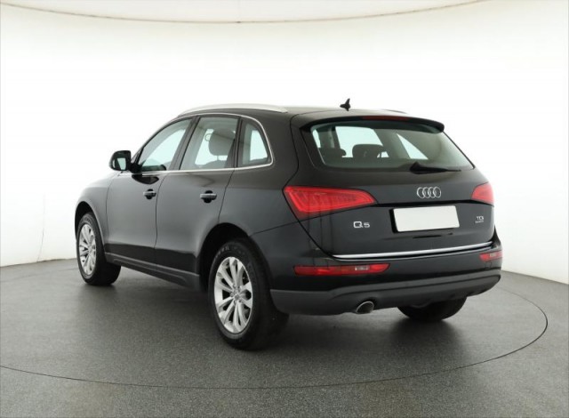 Audi Q5  2.0 TDI 