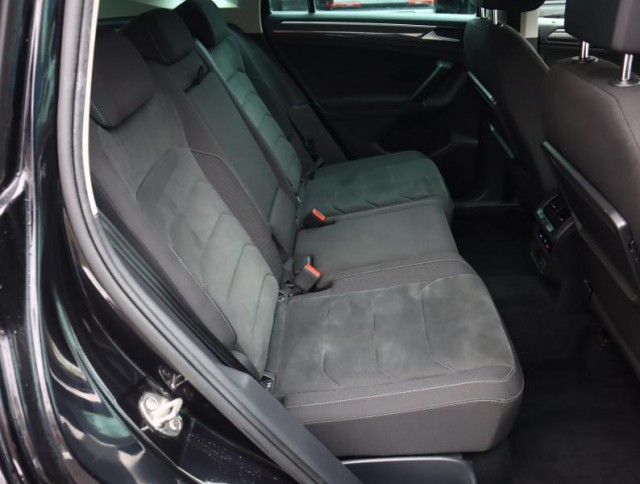 Volkswagen Tiguan  2.0 TDI R-Line