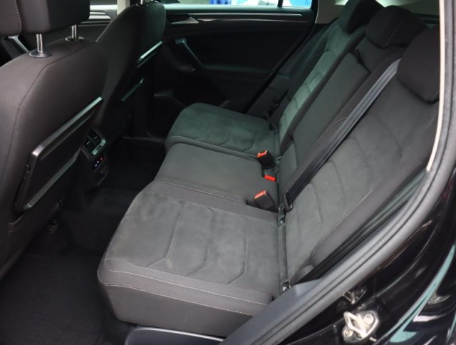 Volkswagen Tiguan  2.0 TDI R-Line