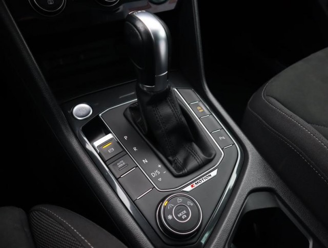 Volkswagen Tiguan  2.0 TDI R-Line