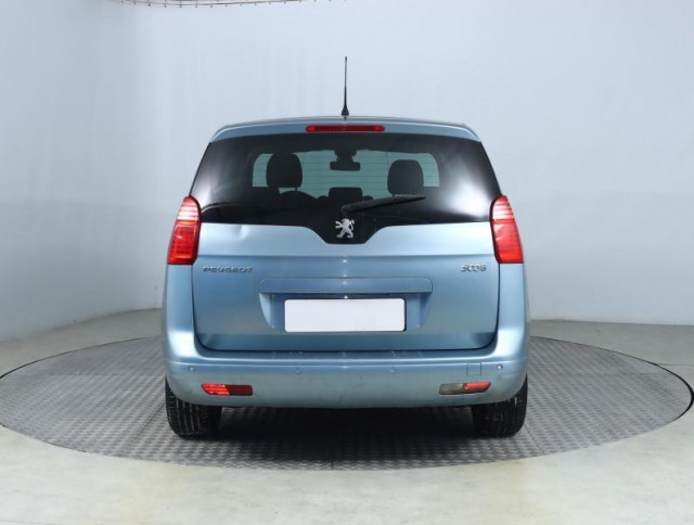 Peugeot 5008  1.6 HDi 