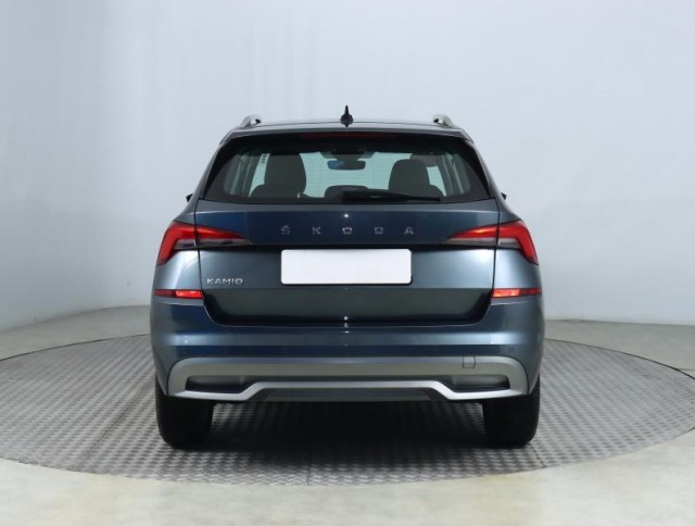 Škoda Kamiq  1.0 TSI Style