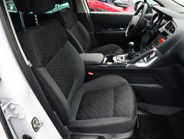 Peugeot 3008  1.6 BlueHDi 