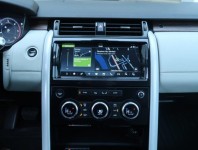 Land Rover Discovery  SDV6 