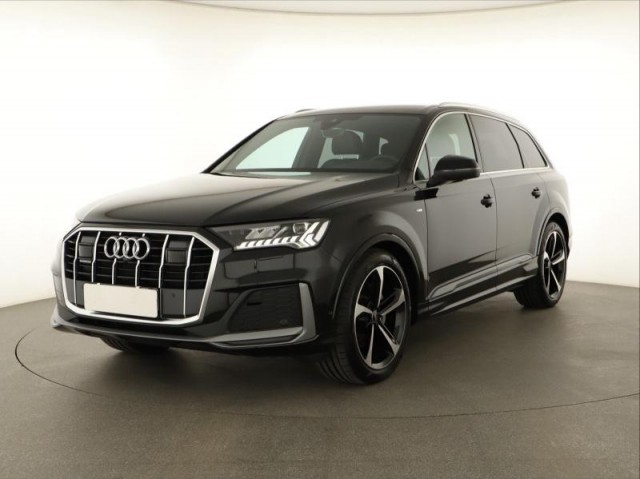 Audi Q7  50 TDI S-Line