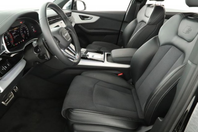 Audi Q7  50 TDI S-Line