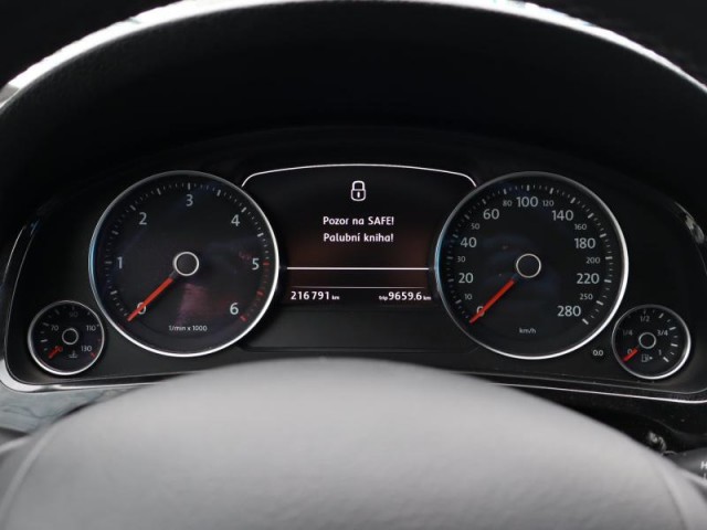 Volkswagen Touareg  3.0 TDI 