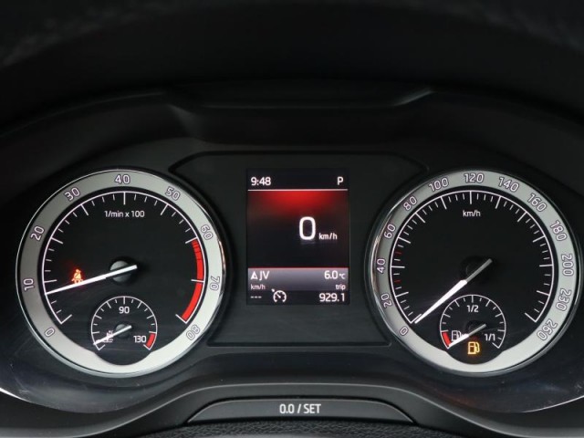 Škoda Karoq  1.5 TSI Style