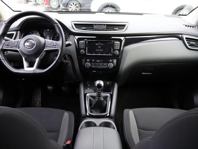 Nissan Qashqai  1.3 DIG-T 