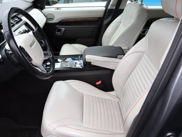 Land Rover Discovery  SDV6 HSE Luxury