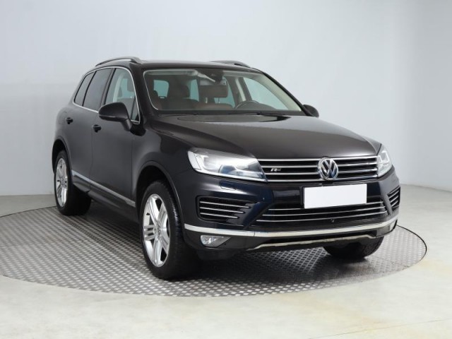 Volkswagen Touareg  3.0 TDI 