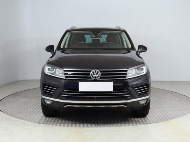 Volkswagen Touareg  3.0 TDI 