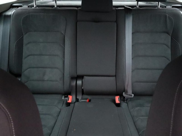 Volkswagen Tiguan  1.4 TSI R-Line