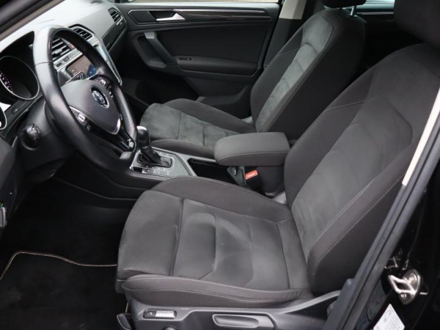Volkswagen Tiguan  1.4 TSI R-Line