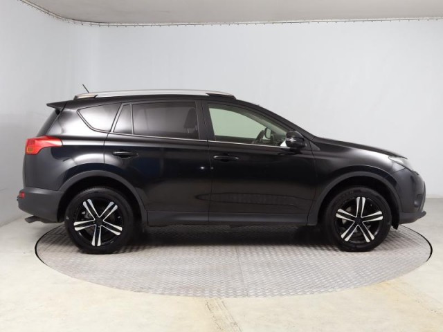 Toyota RAV 4  2.2 D-4D 