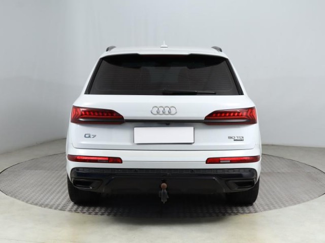 Audi Q7  50 TDI S-Line
