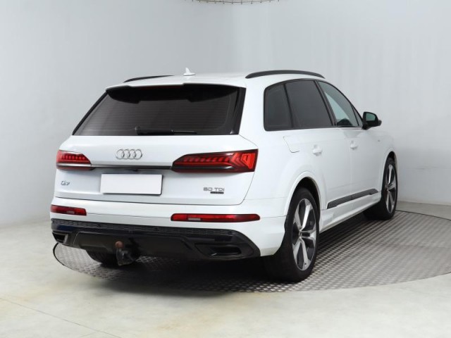 Audi Q7  50 TDI S-Line