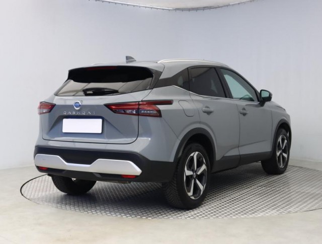 Nissan Qashqai  1.3 DIG-T MHEV 