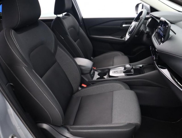 Nissan Qashqai  1.3 DIG-T MHEV 