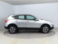 Nissan Qashqai  1.6 