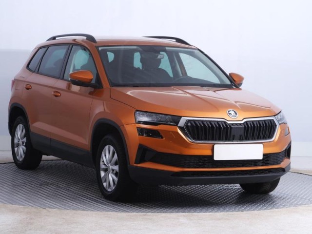 Škoda Karoq  1.5 TSI Fresh