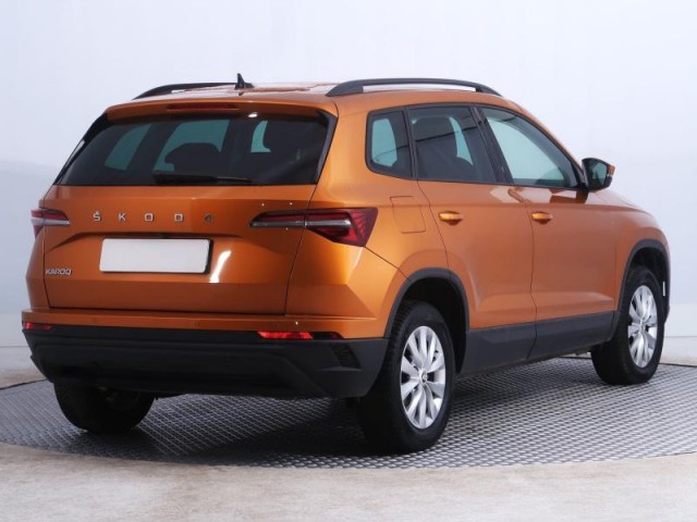 Škoda Karoq  1.5 TSI Fresh
