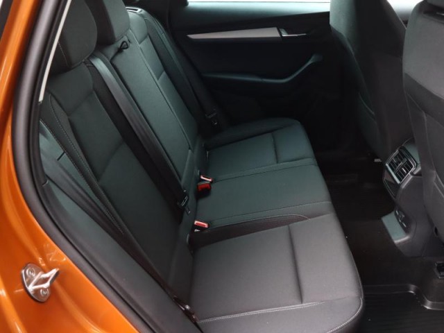 Škoda Karoq  1.5 TSI Fresh