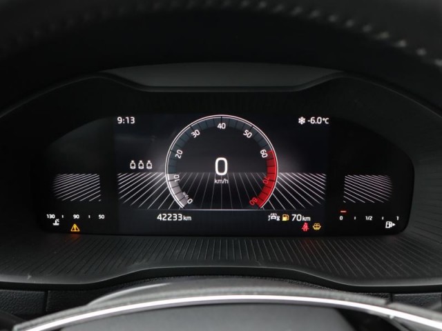 Škoda Karoq  1.5 TSI Fresh