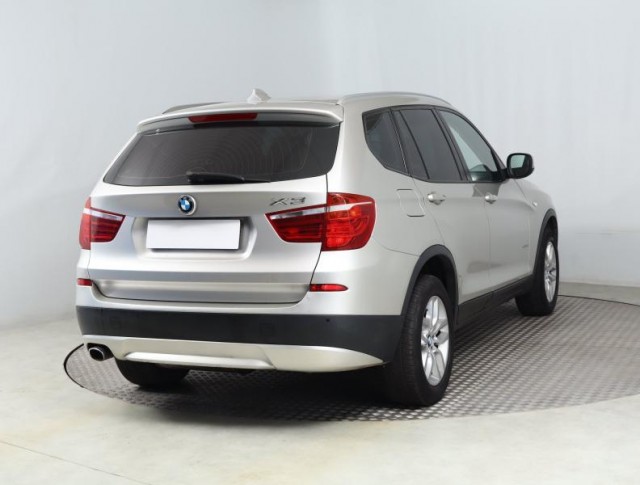 BMW X3  sDrive18d 