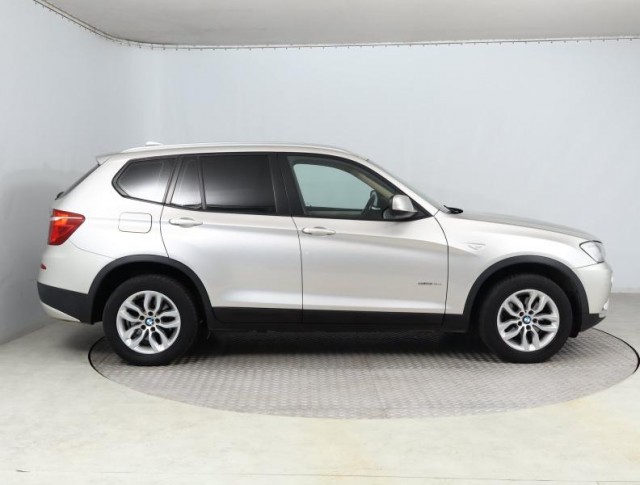BMW X3  sDrive18d 