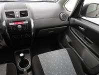 Suzuki SX4  1.6 VVT GL/AC