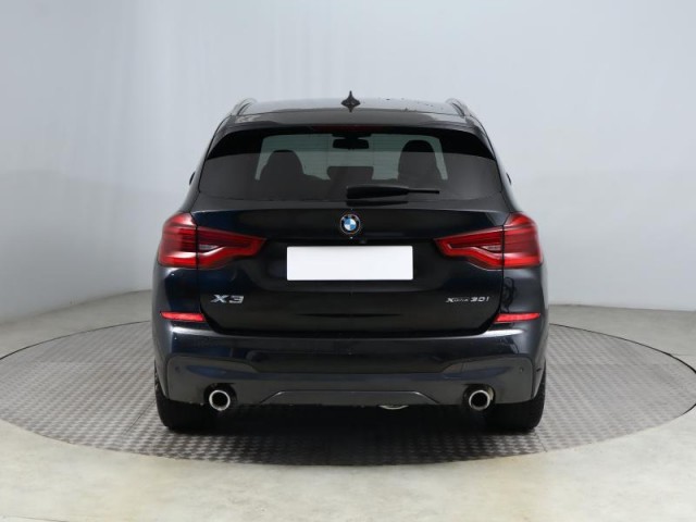 BMW X3  xDrive30i 