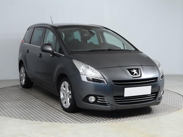Peugeot 5008  2.0 HDI 