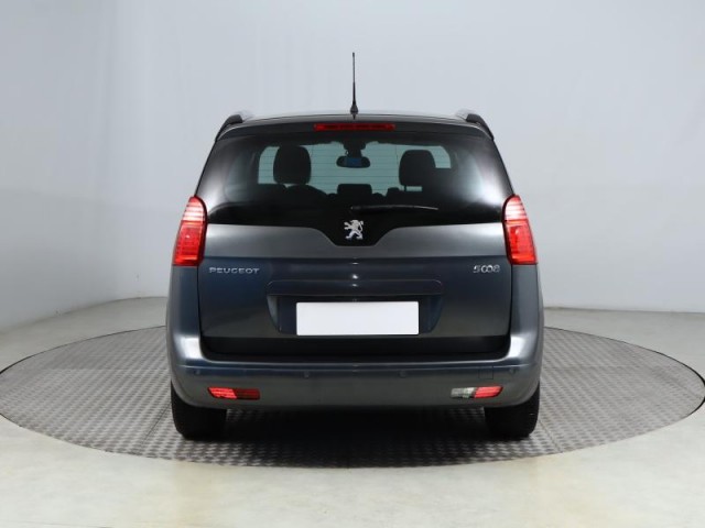 Peugeot 5008  2.0 HDI 