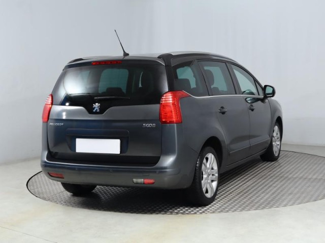 Peugeot 5008  2.0 HDI 