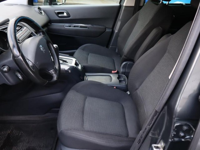 Peugeot 5008  2.0 HDI 