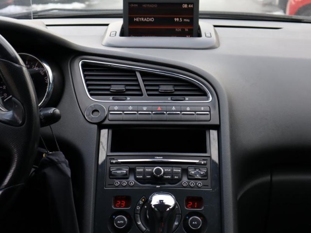 Peugeot 5008  2.0 HDI 