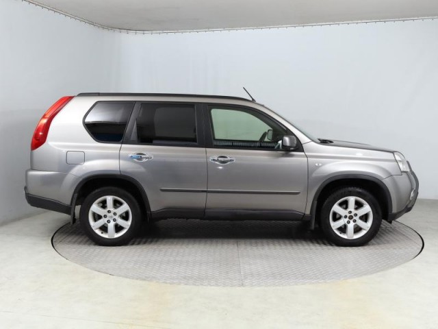 Nissan X-Trail  2.0 dCi 