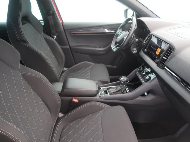 Škoda Karoq  1.5 TSI Sportline
