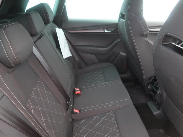 Škoda Karoq  1.5 TSI Sportline