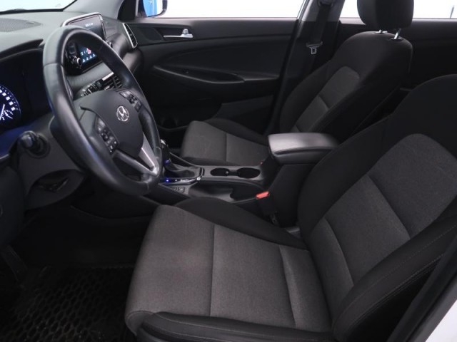 Hyundai Tucson  1.6 T-GDI Trikolor